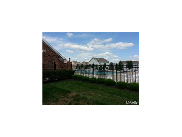501 Springhurst Pkwy, O'fallon, MO 63368 photo 22