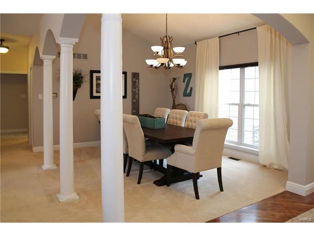 990 Stone Spring Dr, Eureka, MO 63025 photo 4