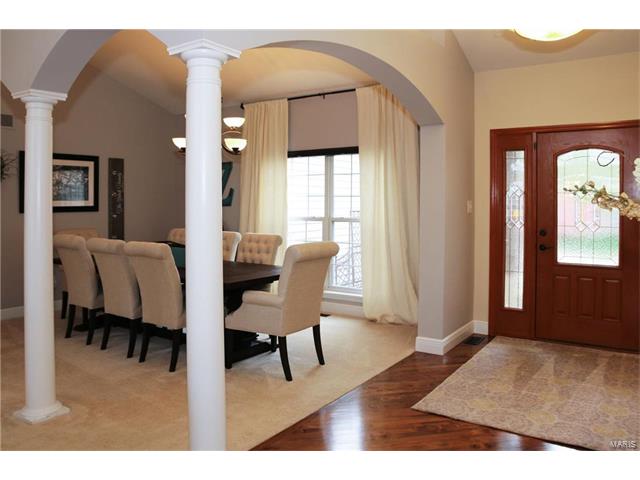990 Stone Spring Dr, Eureka, MO 63025 photo 3