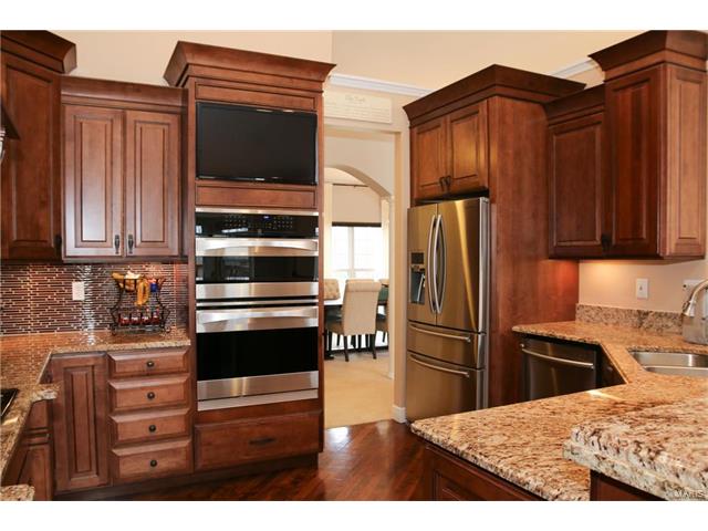 990 Stone Spring Dr, Eureka, MO 63025 photo 12