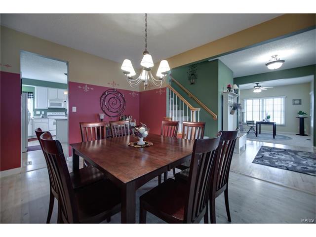8 Cog Mill Ct, O'fallon, MO 63368 photo 9