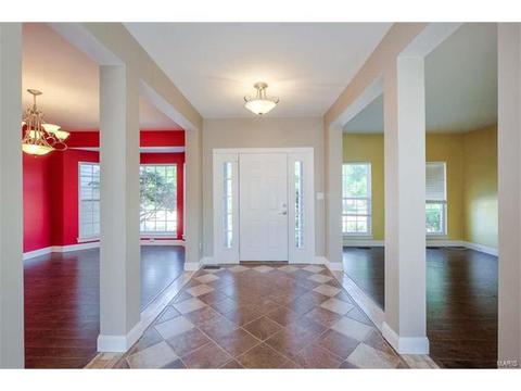 417 Copper Tree Trl, O'fallon, MO 63368 photo 3
