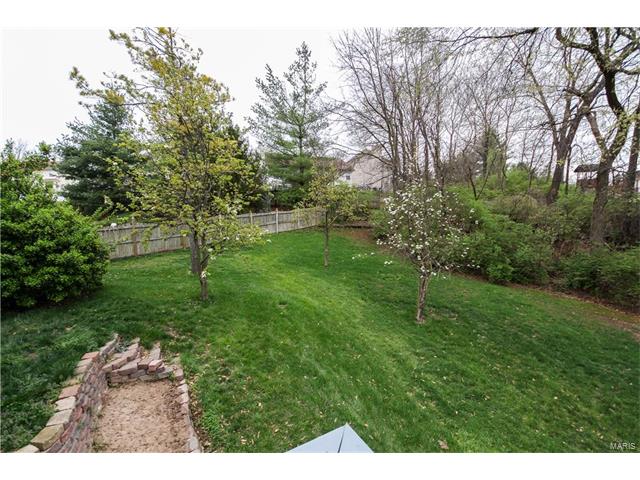 1470 Kentbrooke Dr, Ballwin, MO 63021 photo 43