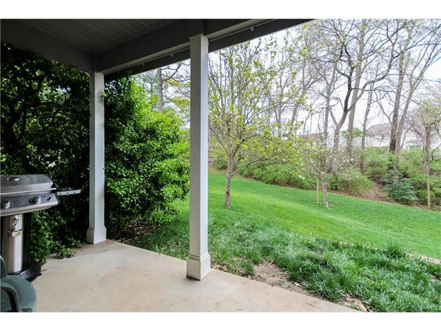 1470 Kentbrooke Dr, Ballwin, MO 63021 photo 17