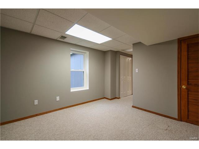 1470 Kentbrooke Dr, Ballwin, MO 63021 photo 34