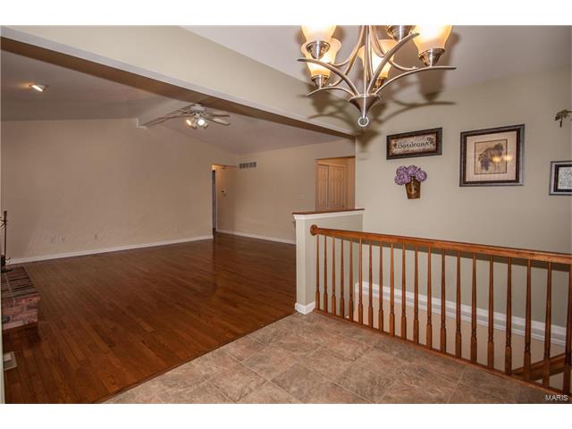 1259 Begonia, O'fallon, MO 63366 photo 9
