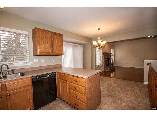 1259 Begonia, O'fallon, MO 63366 photo 14