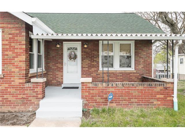 3215 Fee Fee Rd, Bridgeton, MO 63044 photo 2