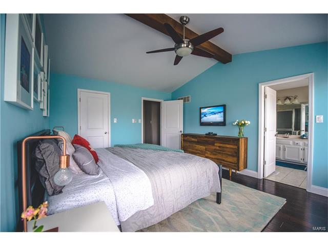 1008 Columbard Dr, Ballwin, MO 63021 photo 14
