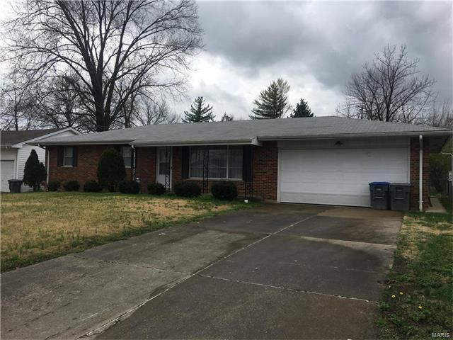 204 Capri Dr, O'fallon, MO 63366 photo 1
