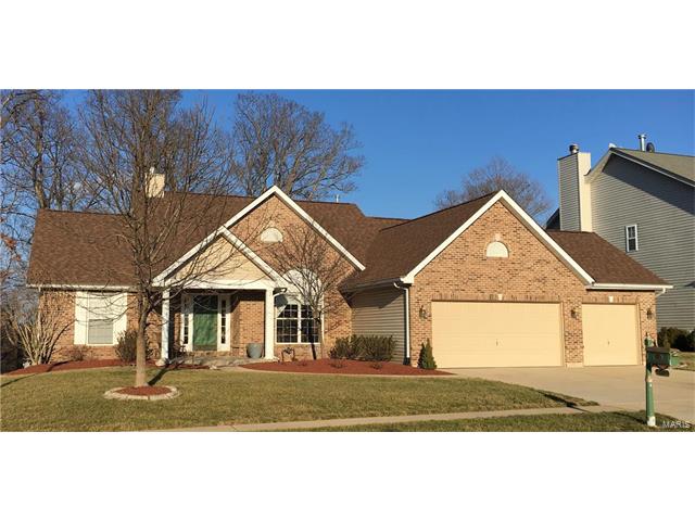 657 Meramec View Dr, Eureka, MO 63025 photo 1