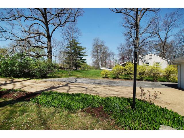 230 New Ballwin Rd, Ballwin, MO 63021 photo 35