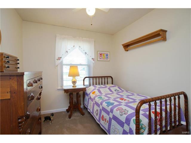230 New Ballwin Rd, Ballwin, MO 63021 photo 16