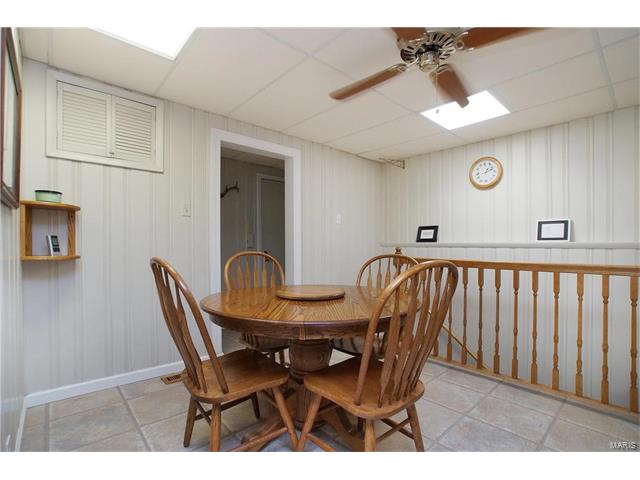 230 New Ballwin Rd, Ballwin, MO 63021 photo 8