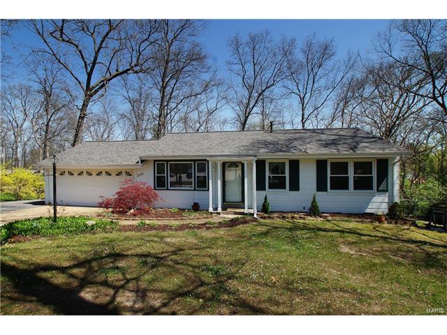 230 New Ballwin Rd, Ballwin, MO 63021 photo 1