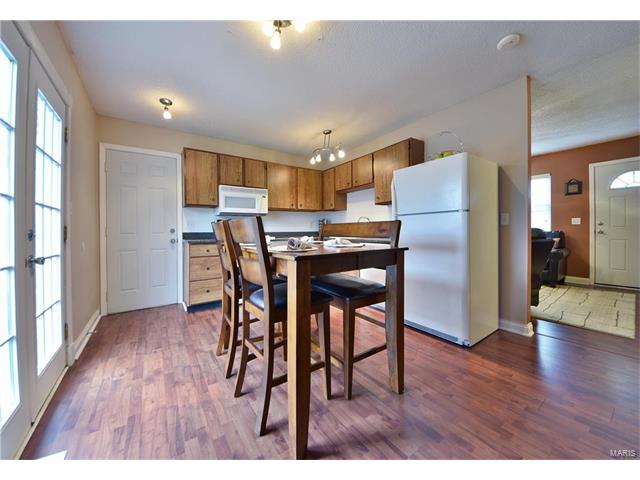 2504 Breezy Point Ln, O'fallon, MO 63368 photo 9
