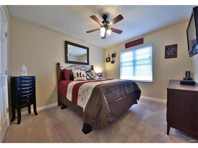 2504 Breezy Point Ln, O'fallon, MO 63368 photo 4