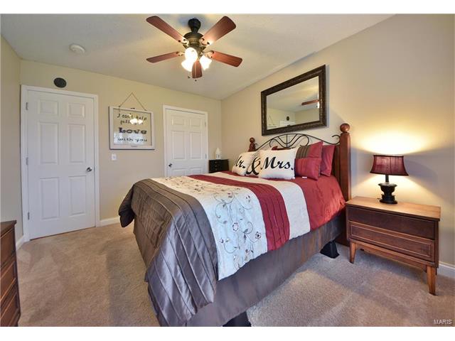 2504 Breezy Point Ln, O'fallon, MO 63368 photo 13