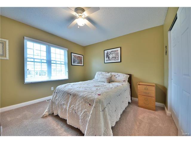 2504 Breezy Point Ln, O'fallon, MO 63368 photo 16