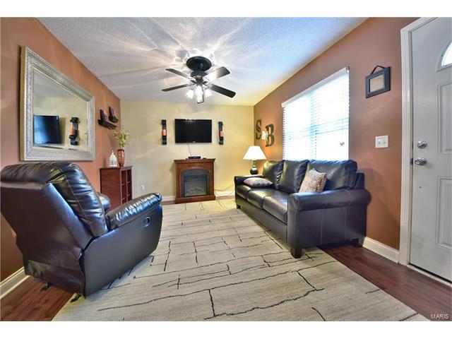 2504 Breezy Point Ln, O'fallon, MO 63368 photo 2