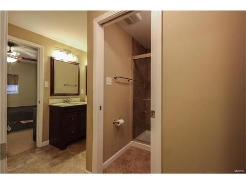 2 Eagle Cove Ln, Saint Charles, MO 63303 photo 27