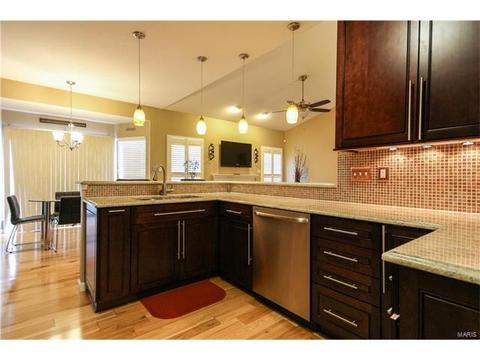 2 Eagle Cove Ln, Saint Charles, MO 63303 photo 15