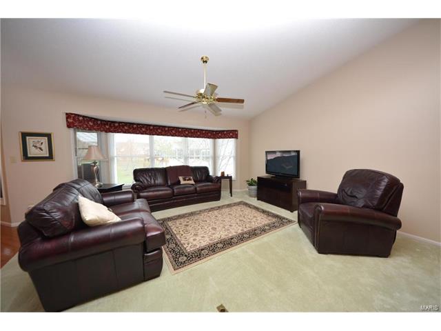 2145 Ingalls Cir, O'fallon, MO 63368 photo 5