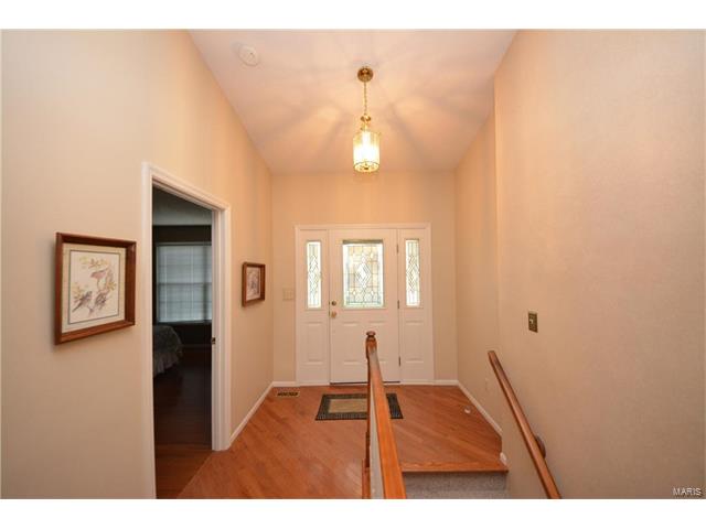 2145 Ingalls Cir, O'fallon, MO 63368 photo 2