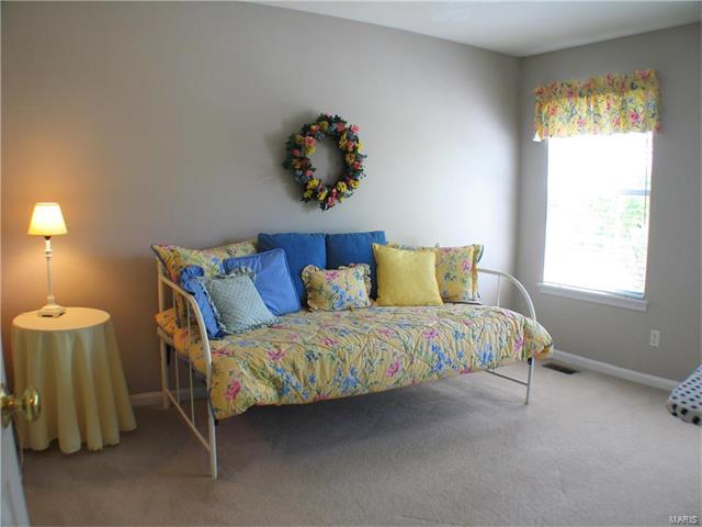 705 Whispering Frst, Ballwin, MO 63021 photo 25