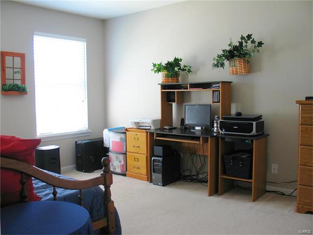 705 Whispering Frst, Ballwin, MO 63021 photo 33