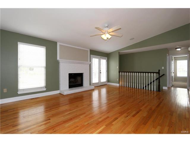 16716 Hickory Crest Dr, Wildwood, MO 63011 photo 7