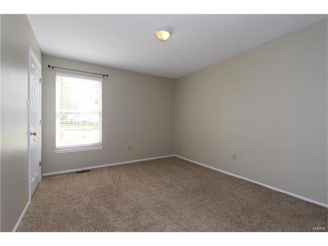 16716 Hickory Crest Dr, Wildwood, MO 63011 photo 13