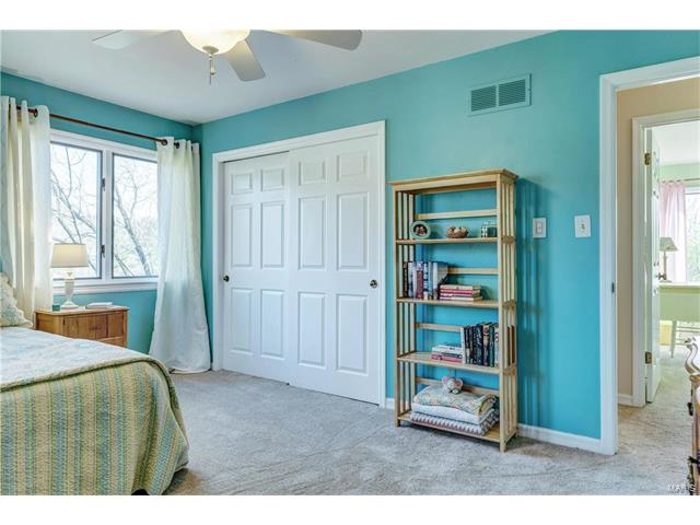 601 Huntley Heights Dr, Ballwin, MO 63021 photo 26