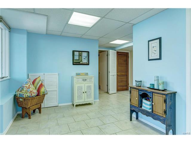 601 Huntley Heights Dr, Ballwin, MO 63021 photo 36