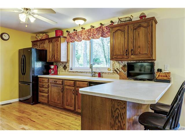601 Huntley Heights Dr, Ballwin, MO 63021 photo 14