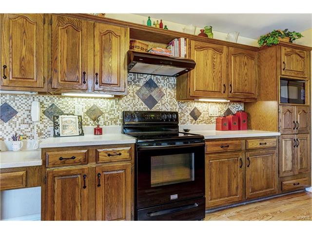601 Huntley Heights Dr, Ballwin, MO 63021 photo 15