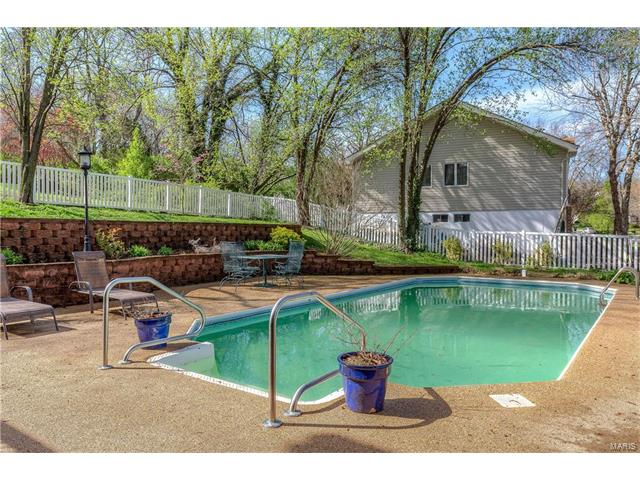 601 Huntley Heights Dr, Ballwin, MO 63021 photo 45