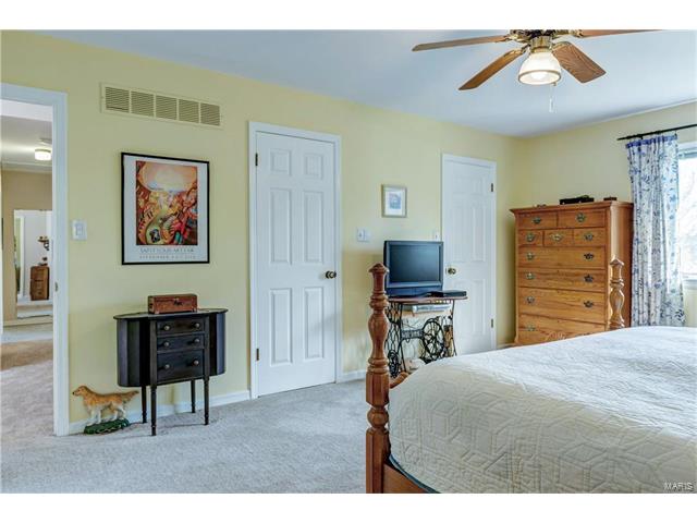 601 Huntley Heights Dr, Ballwin, MO 63021 photo 20