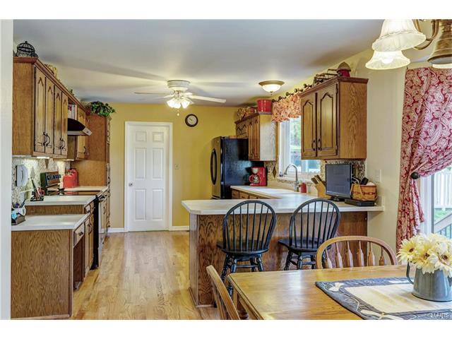 601 Huntley Heights Dr, Ballwin, MO 63021 photo 13