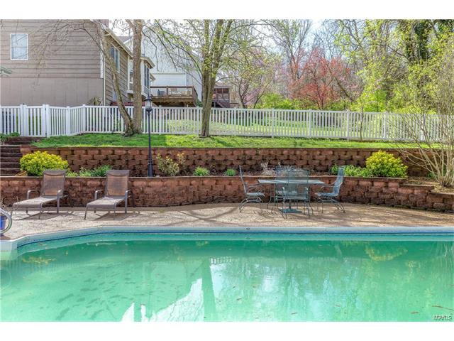 601 Huntley Heights Dr, Ballwin, MO 63021 photo 46