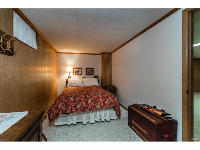 339 Greenbriar Ln, Ballwin, MO 63011 photo 6