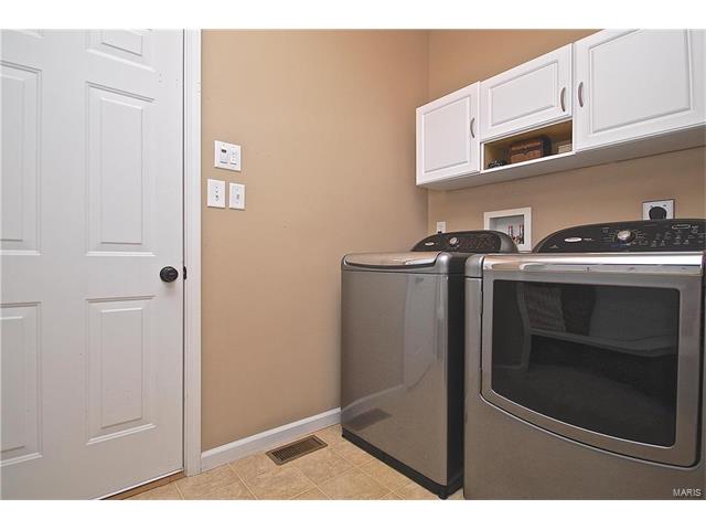 233 Spring Borough Dr, O'fallon, MO 63368 photo 12