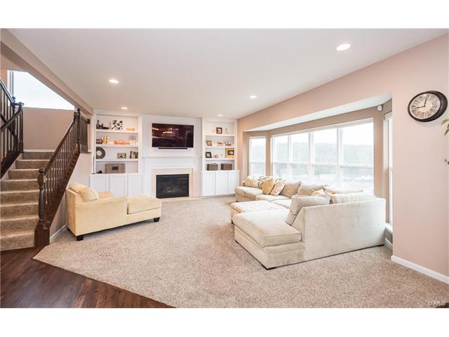 1271 Arbor Summit Dr, Ballwin, MO 63021 photo 9