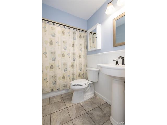 7 Amitie Ln, Ballwin, MO 63011 photo 31