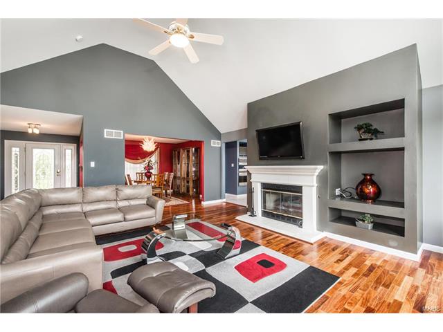 5664 Wrenwyck Pl, Weldon Spring, MO 63304 photo 15