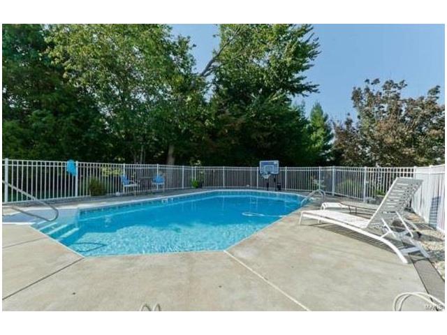 5664 Wrenwyck Pl, Weldon Spring, MO 63304 photo 3