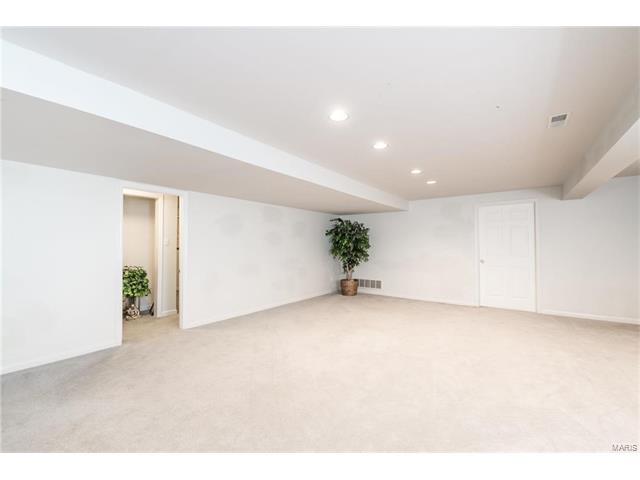 5664 Wrenwyck Pl, Weldon Spring, MO 63304 photo 32