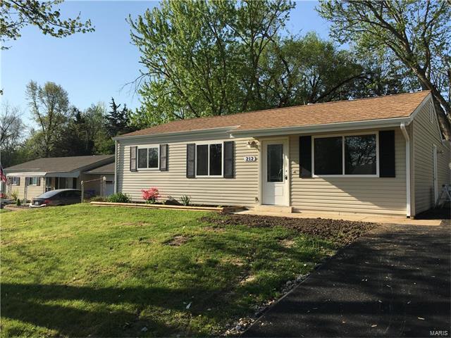 212 Drewel Ct, Eureka, MO 63025 photo 1