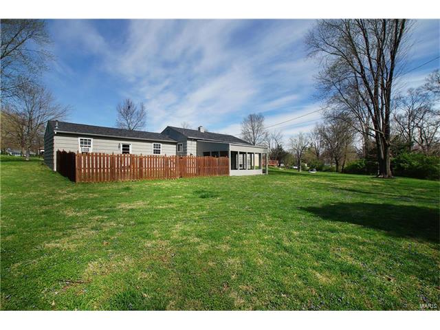 914 Kent Ct, Ballwin, MO 63011 photo 37