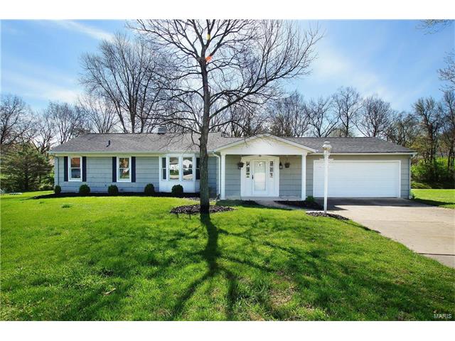 914 Kent Ct, Ballwin, MO 63011 photo 1